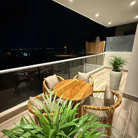 Luxy 2br At Paradise Oasis, 18 Min From Walled Apartamento Cartagena
